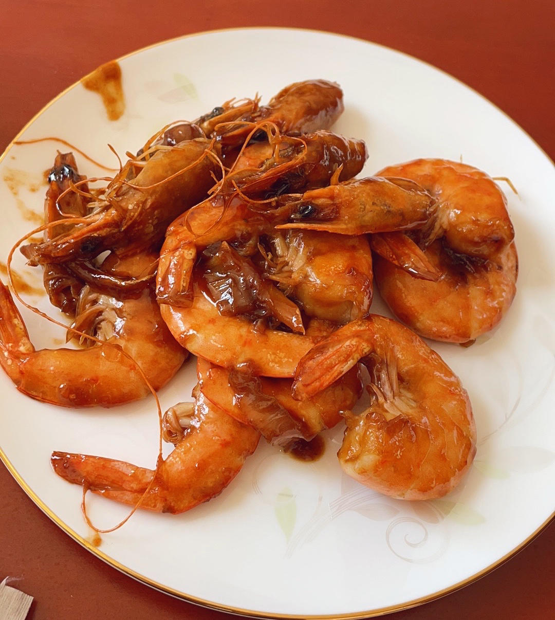 10分钟搞定，好吃到舔手指的油焖大虾