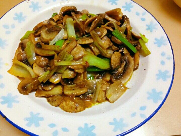 超鲜甜的炒口蘑