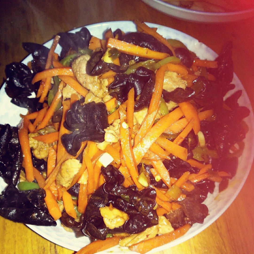 🌟传统版糖醋汁鱼香肉丝，大人孩子的最爱，我也喜欢吃，不放豆瓣酱才是老味道，快来试试吧。