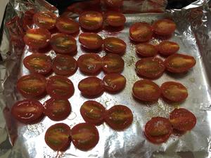 烤樱桃番茄的做法 步骤3