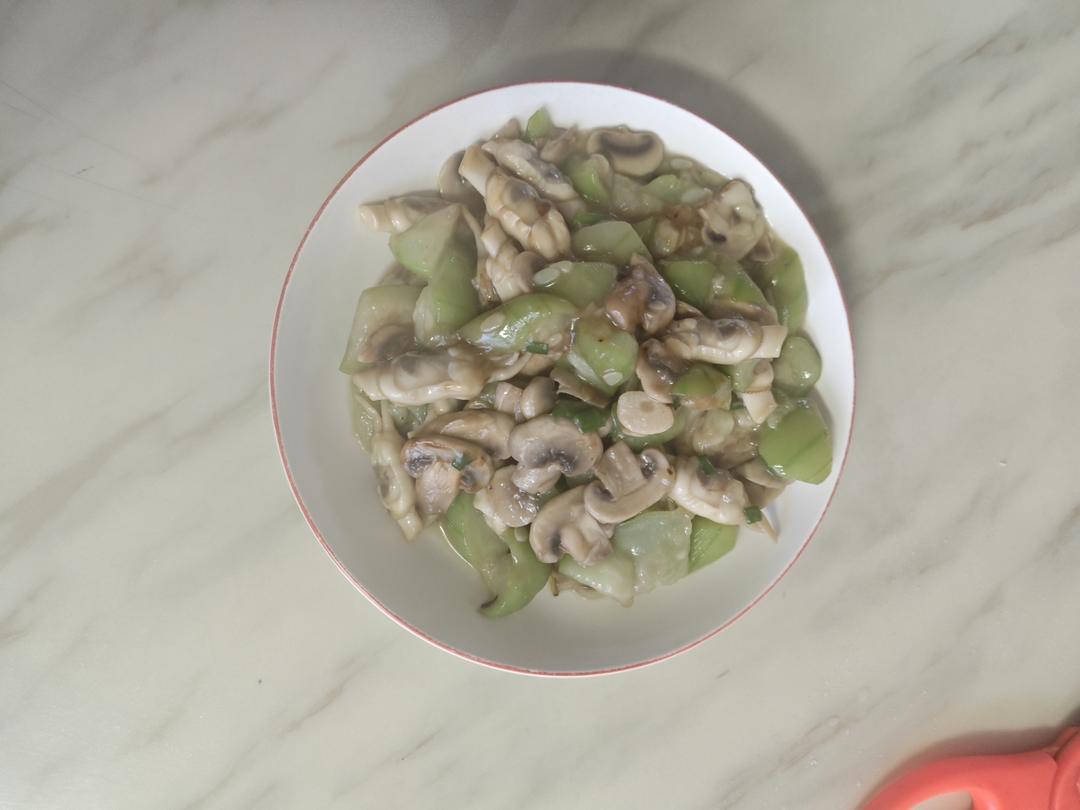 夏日三鲜烩，看着清淡，却是超级下饭菜