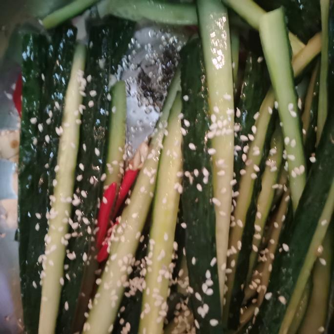 夏天必备的凉拌黄瓜