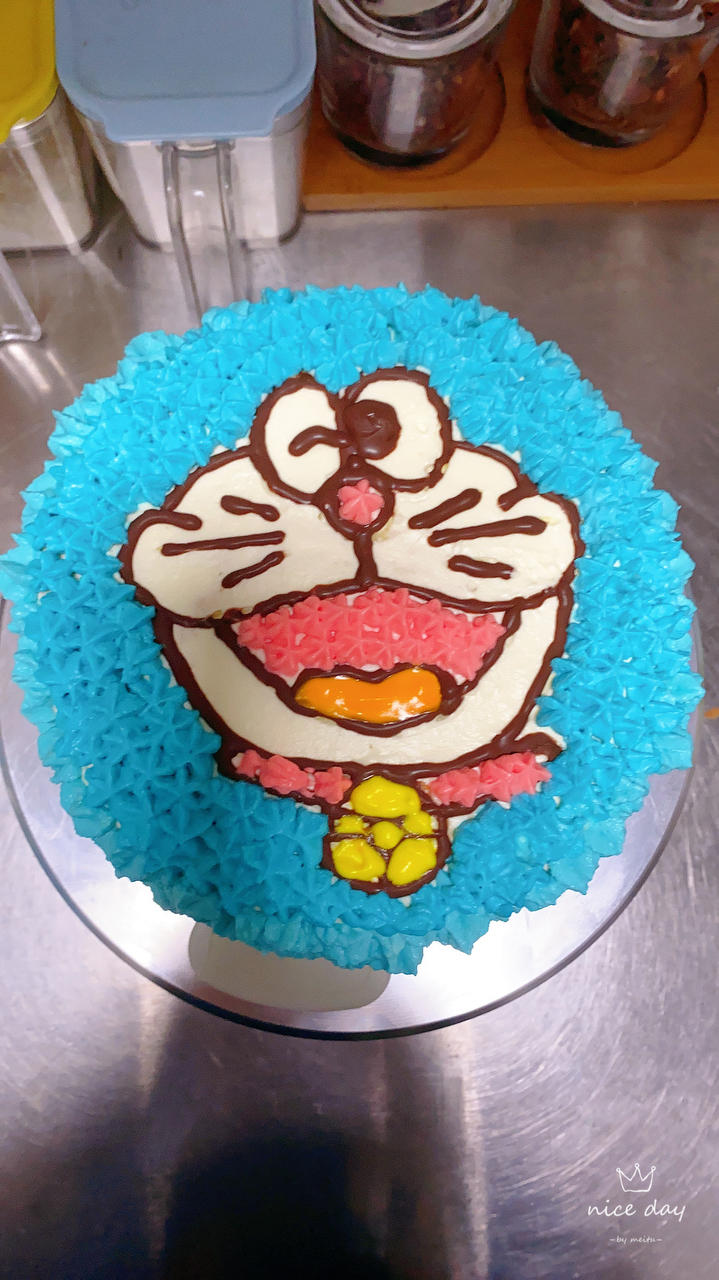 哆啦A梦蓝胖子卡通裱花蛋糕