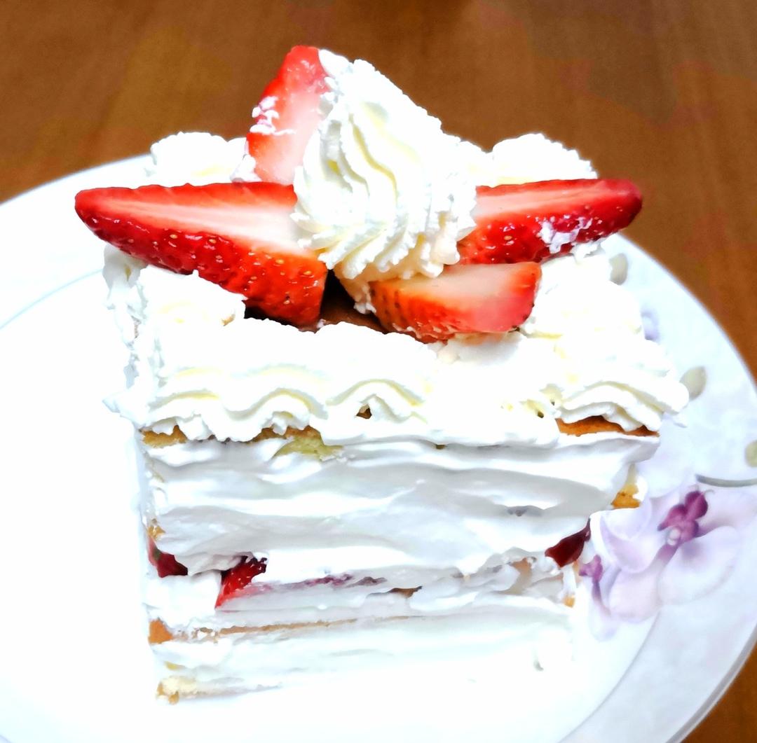 草莓奶油蛋糕