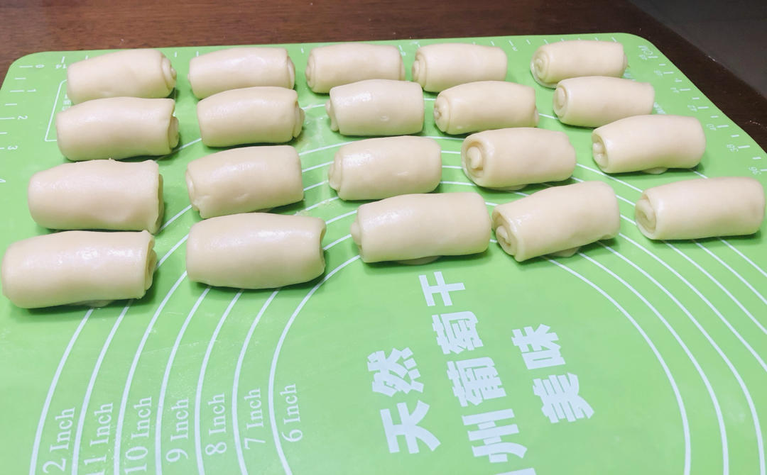 《Tinrry+》蛋黄酥