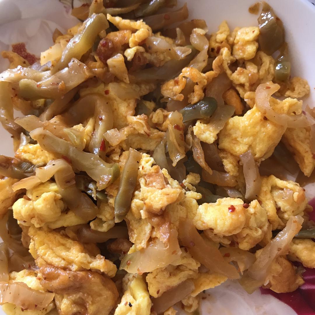 榨菜炒鸡蛋
