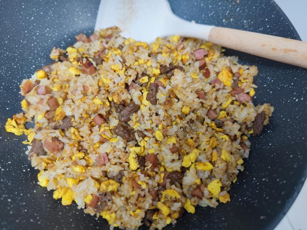 牛肉蛋炒饭的做法