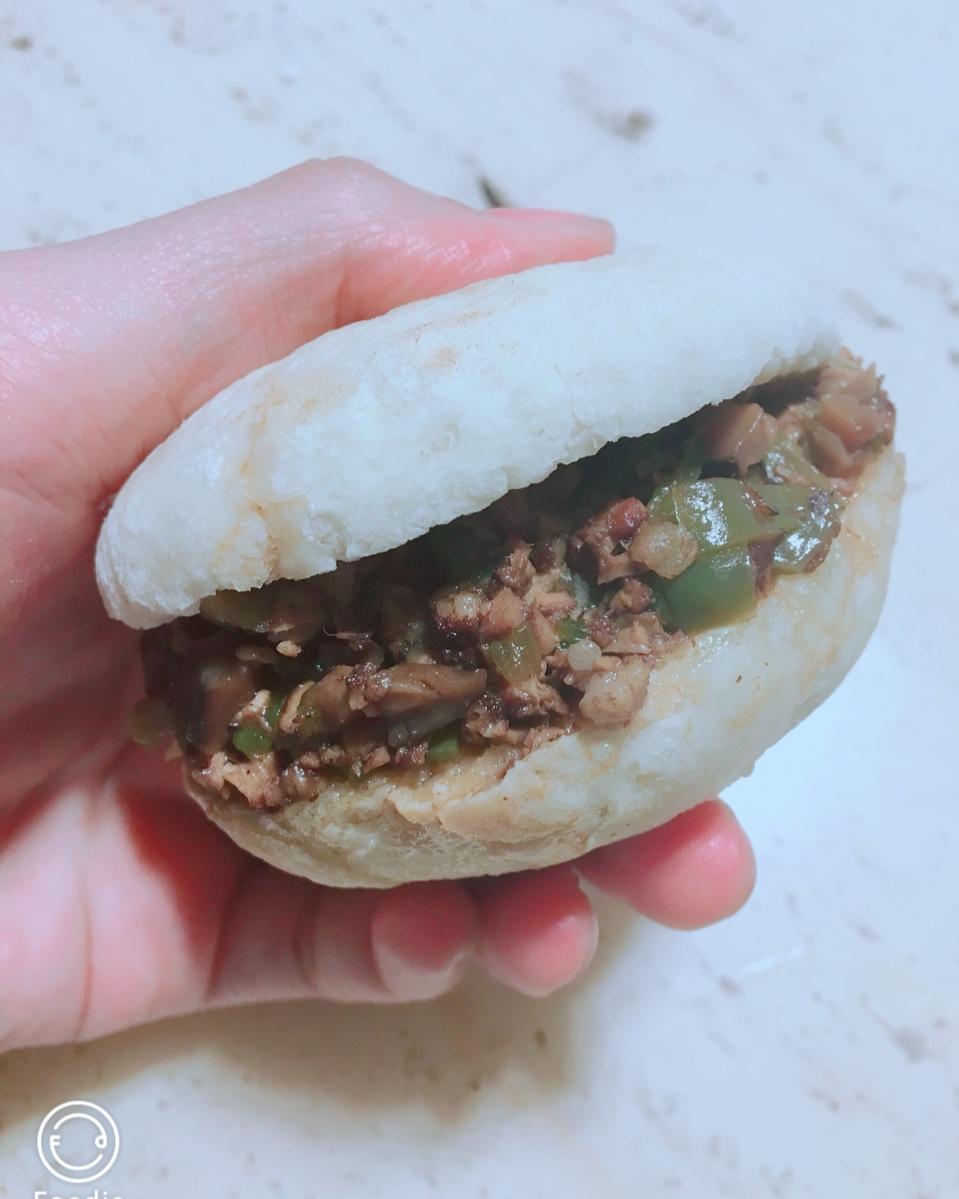 林苇如做的【肉夹馍】