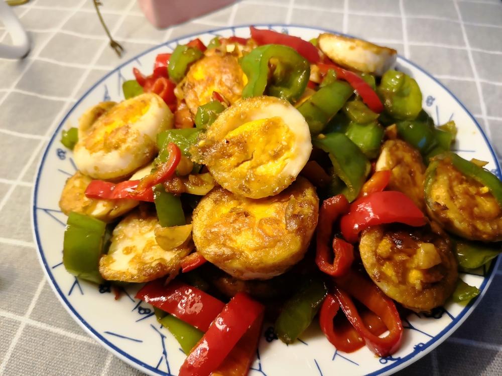 【香煎海鸭蛋的做法步骤图,香煎海鸭蛋怎么做好吃】以前炒菜喜欢加