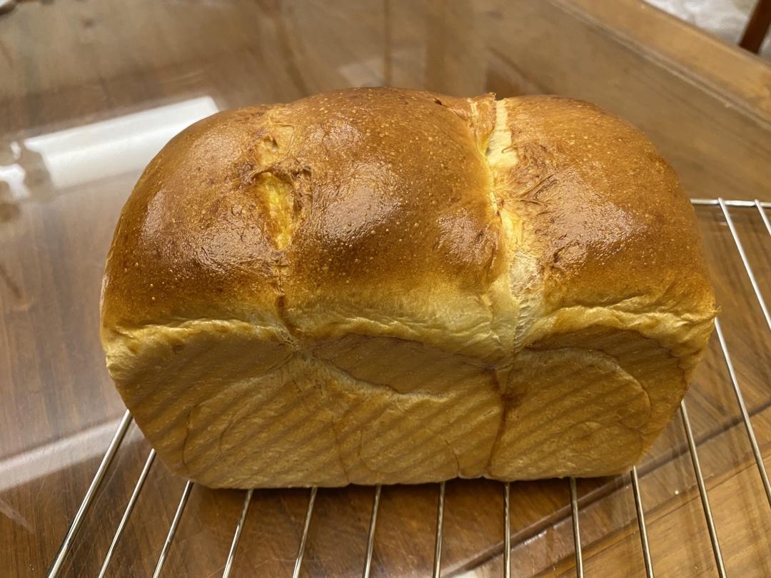 和云朵一样柔软的北海道牛奶吐司