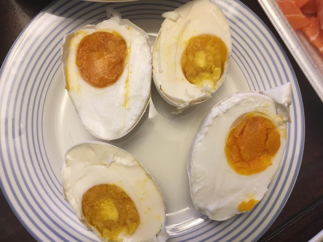 自制流油的咸鸭蛋