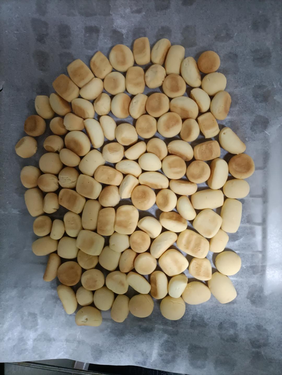 宝宝零食—酥香小馒头