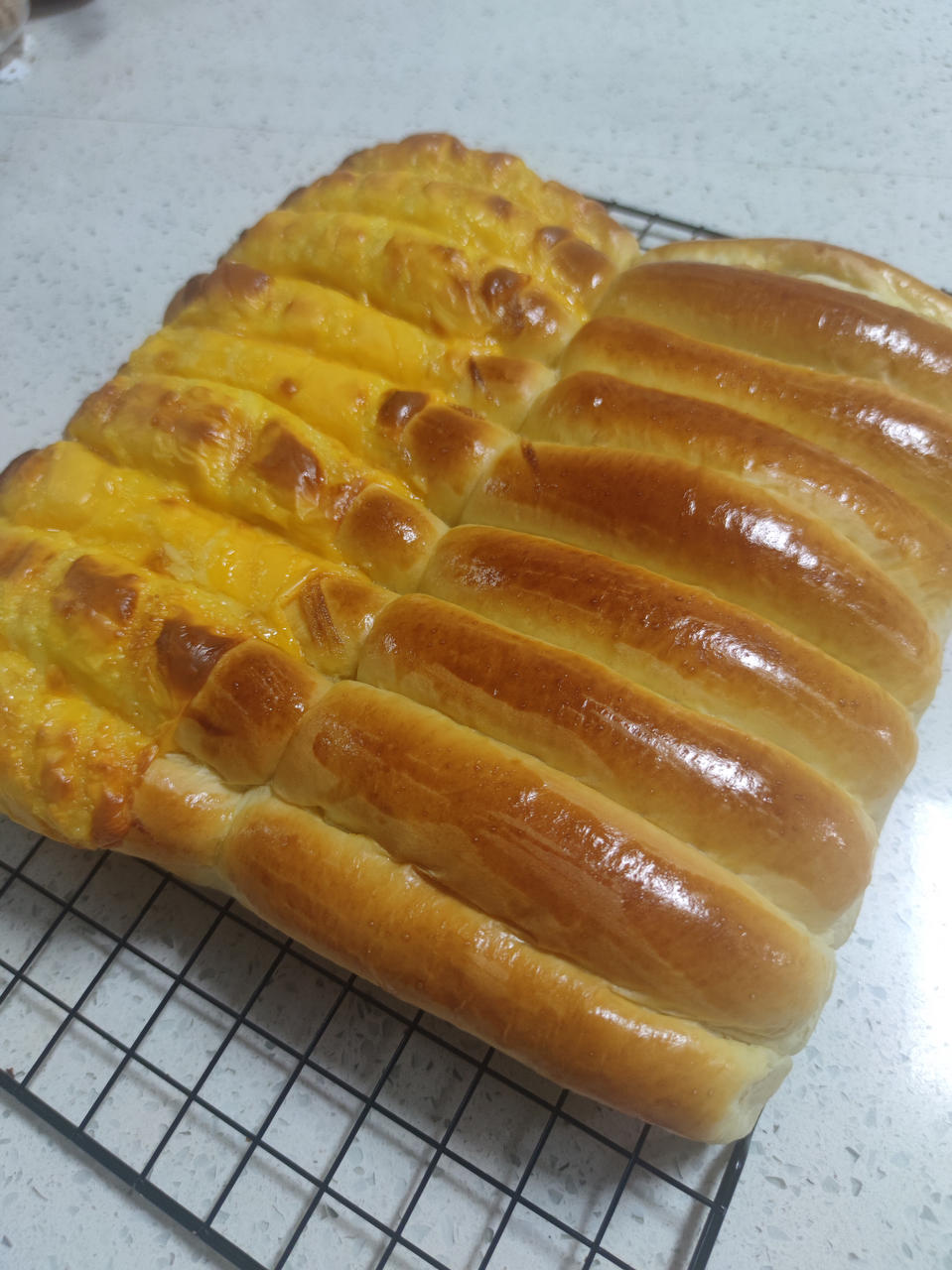 《Tinrry+》双拼芝士牛油排包