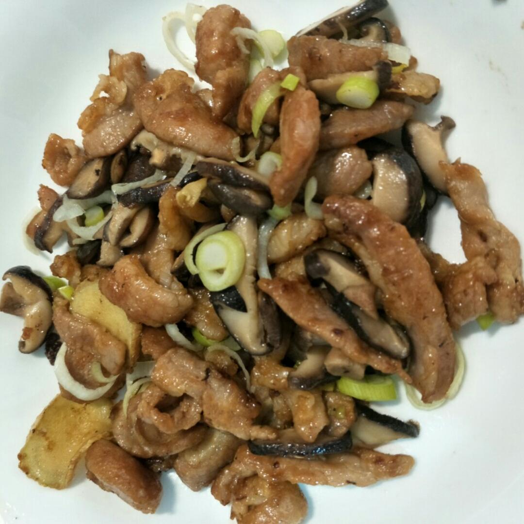 香菇炒肉