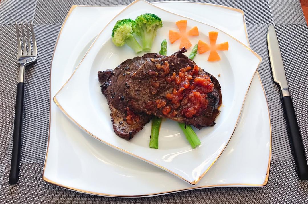 黑椒牛排