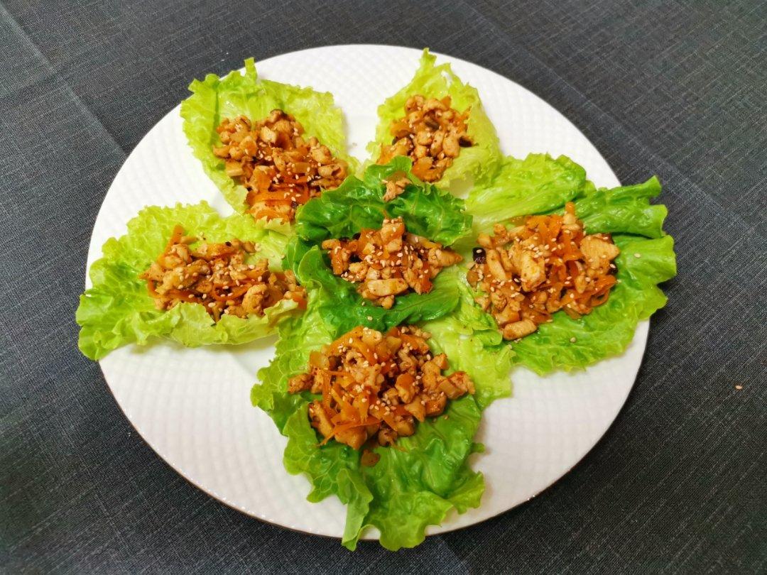 【健康三餐】咖喱鸡肉末生菜卷