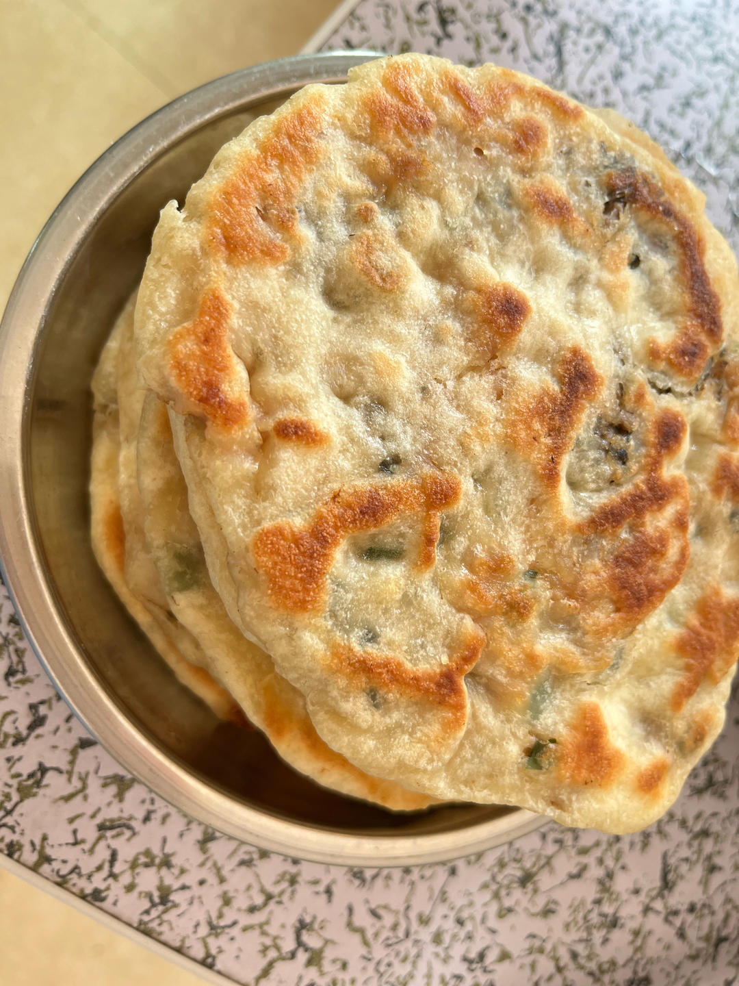 【吃完一个还想吃】梅干菜肉馅饼全家都爱厚薄都可