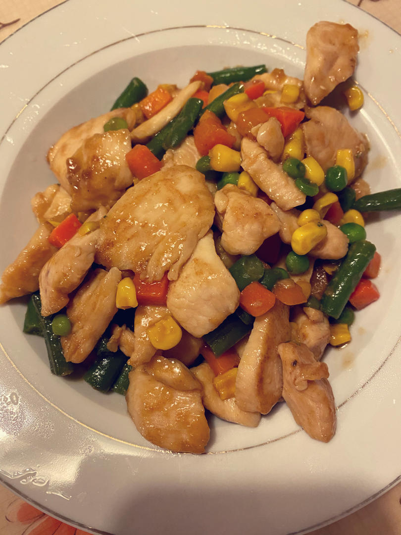 玉米鸡丁