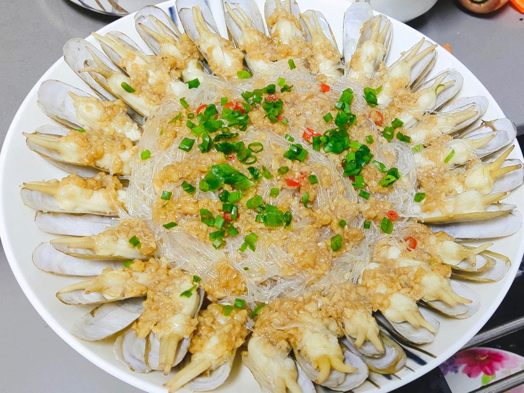 蒜蓉粉丝蛏子