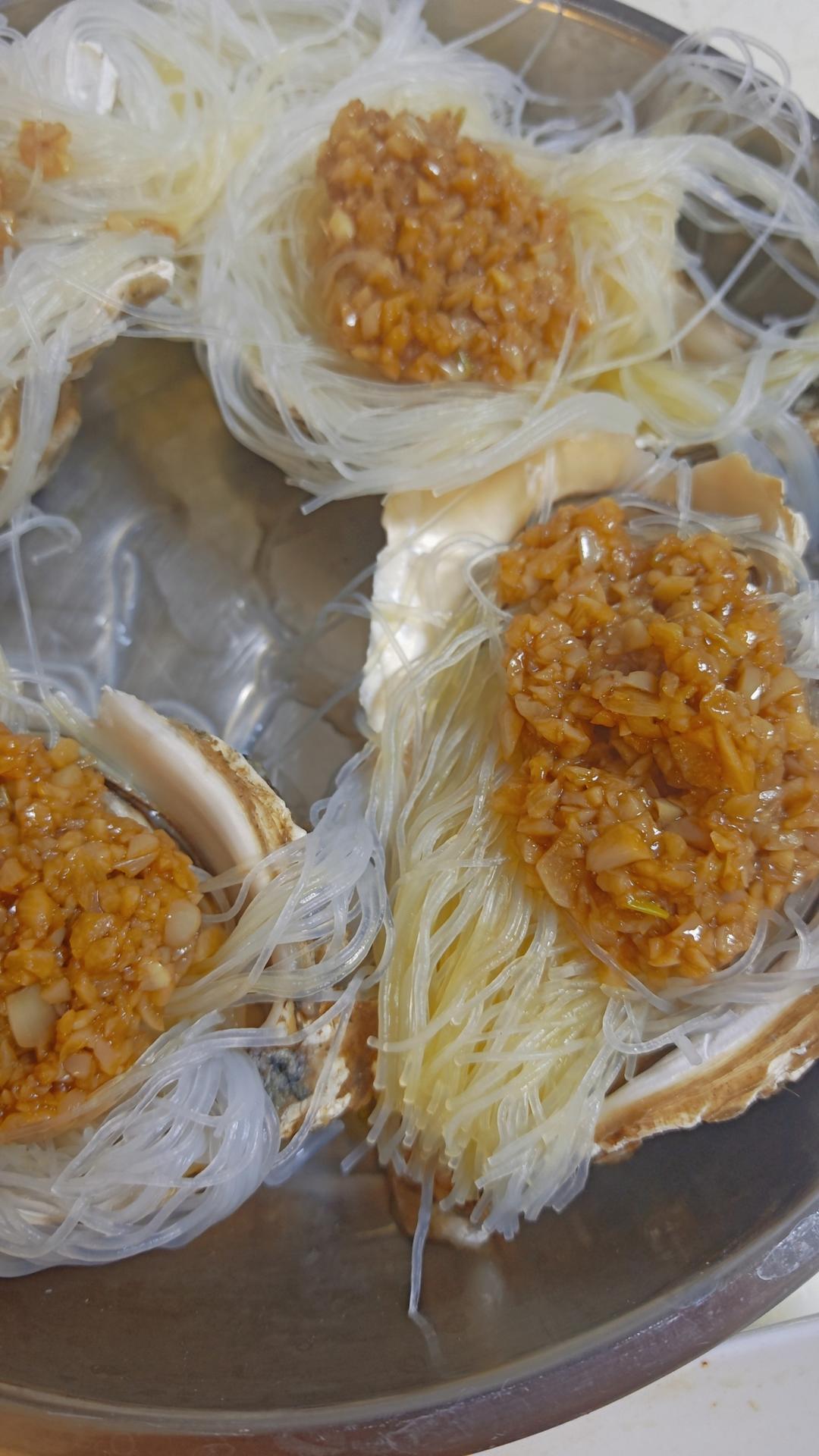 蒜蓉粉丝烤生蚝