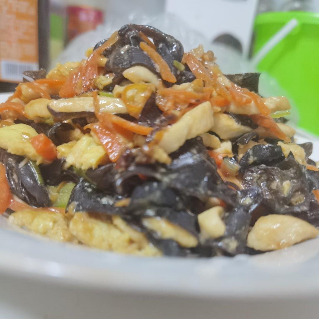 适合孩子吃的鱼香肉丝(不辣)