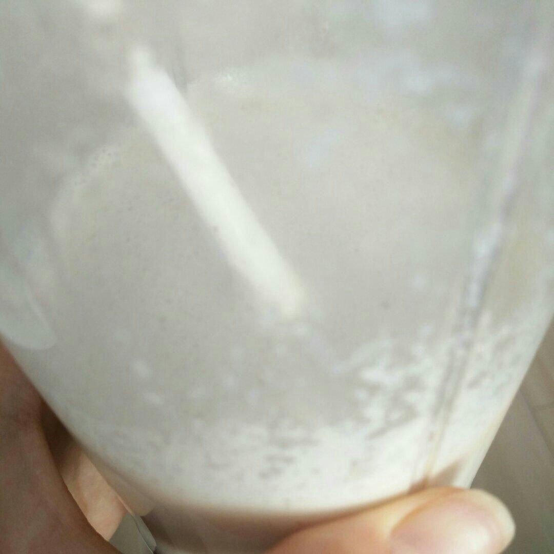 简单的大枣奶昔