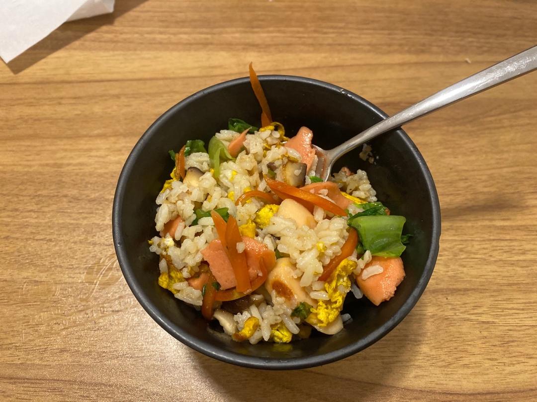 好吃到停不下来的酱油蛋炒饭