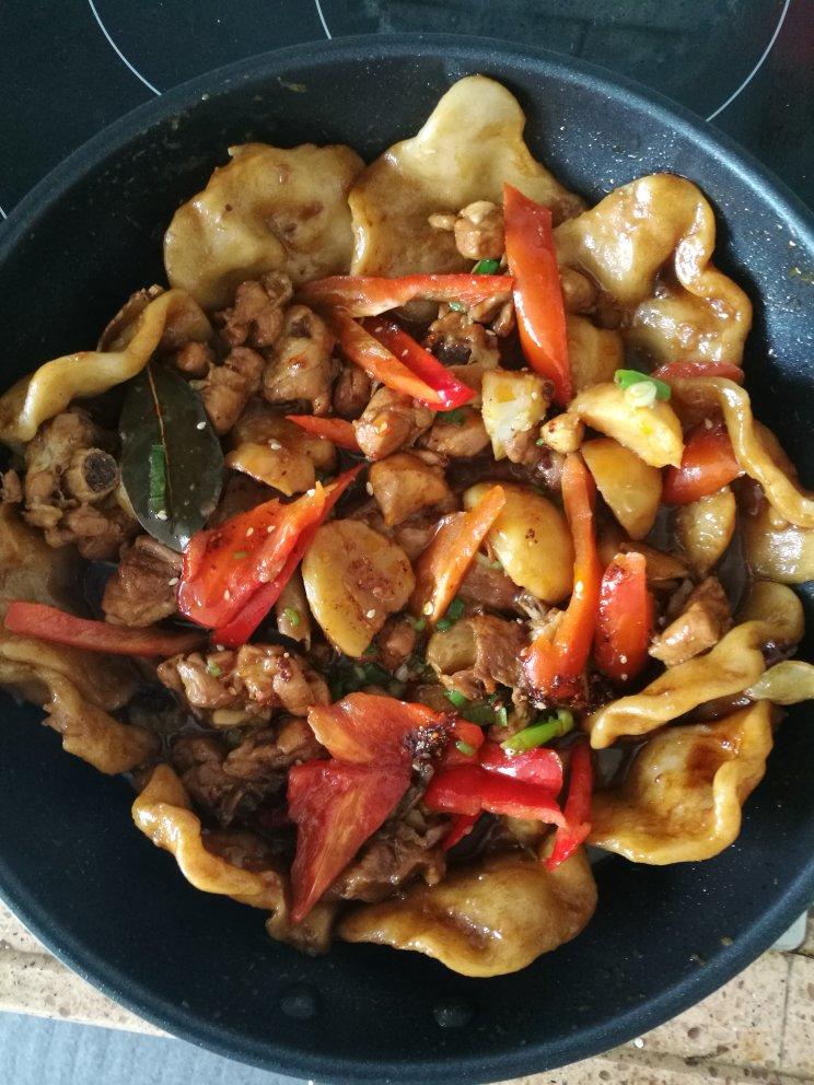 地锅鸡+自制红油【曼食慢语】