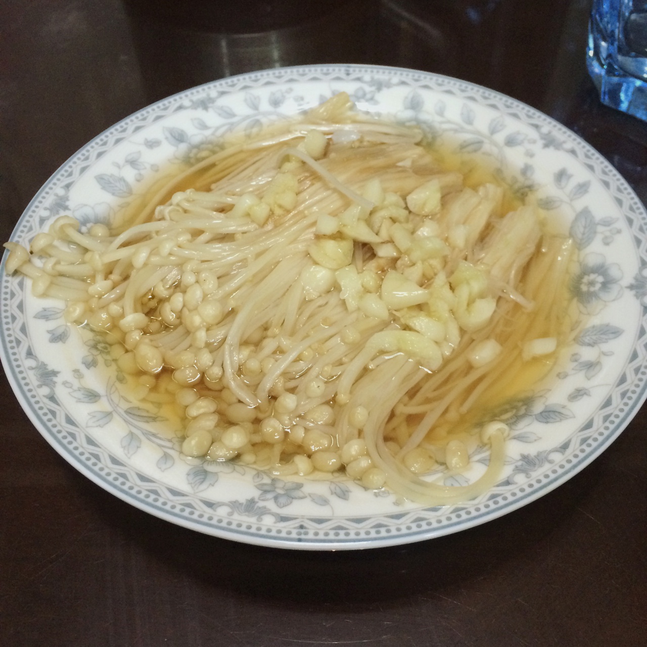 蒜蓉蒸金针菇