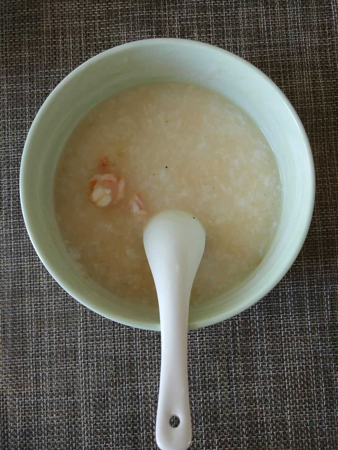 鲜虾砂锅粥