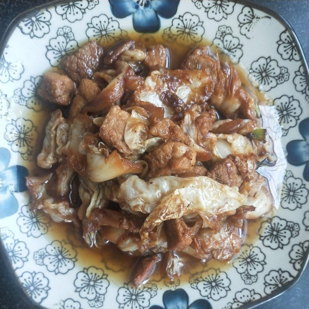 包菜炒肉