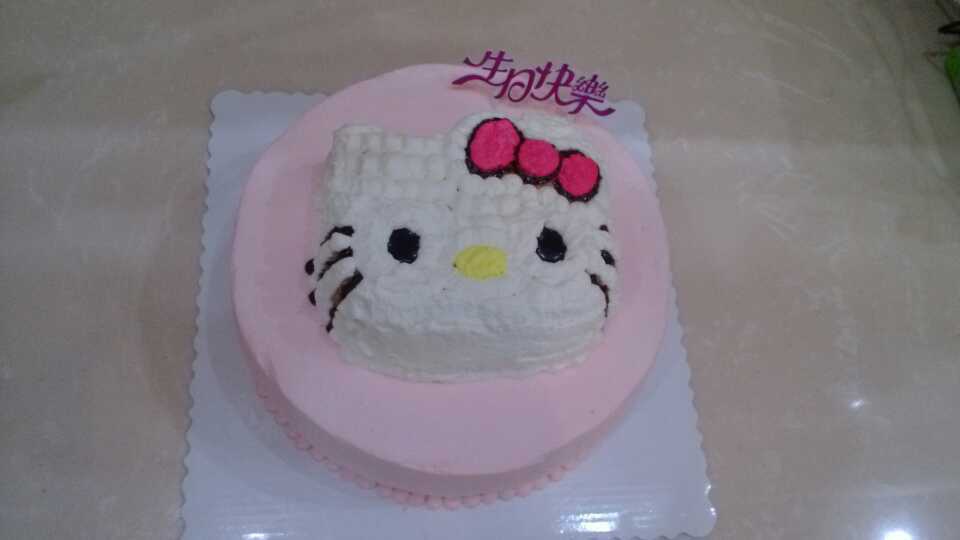 奶油水果装饰蛋糕