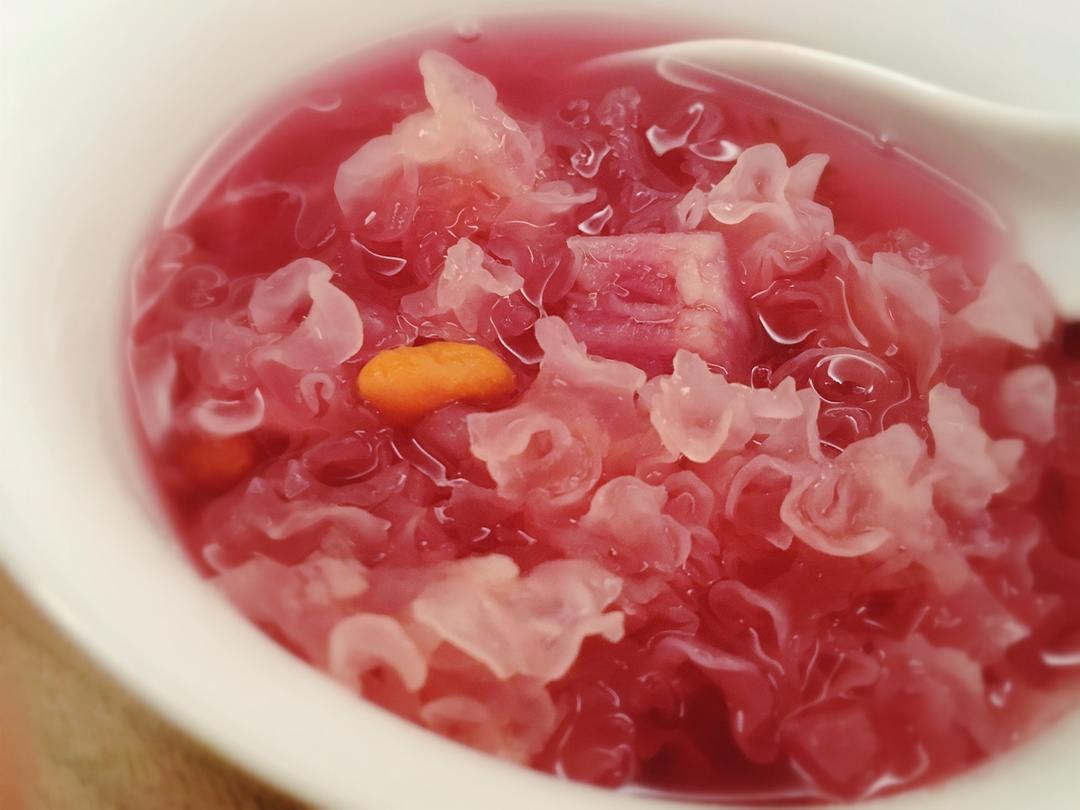紫薯银耳羹