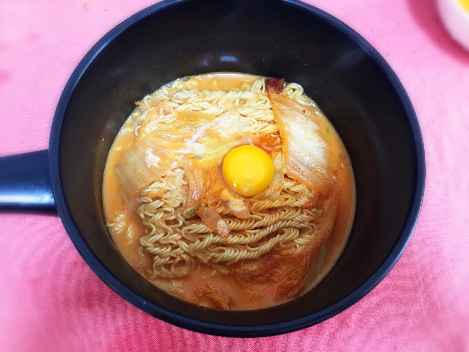 韩式芝士拉面锅，回味煮泡面的小乐趣的做法