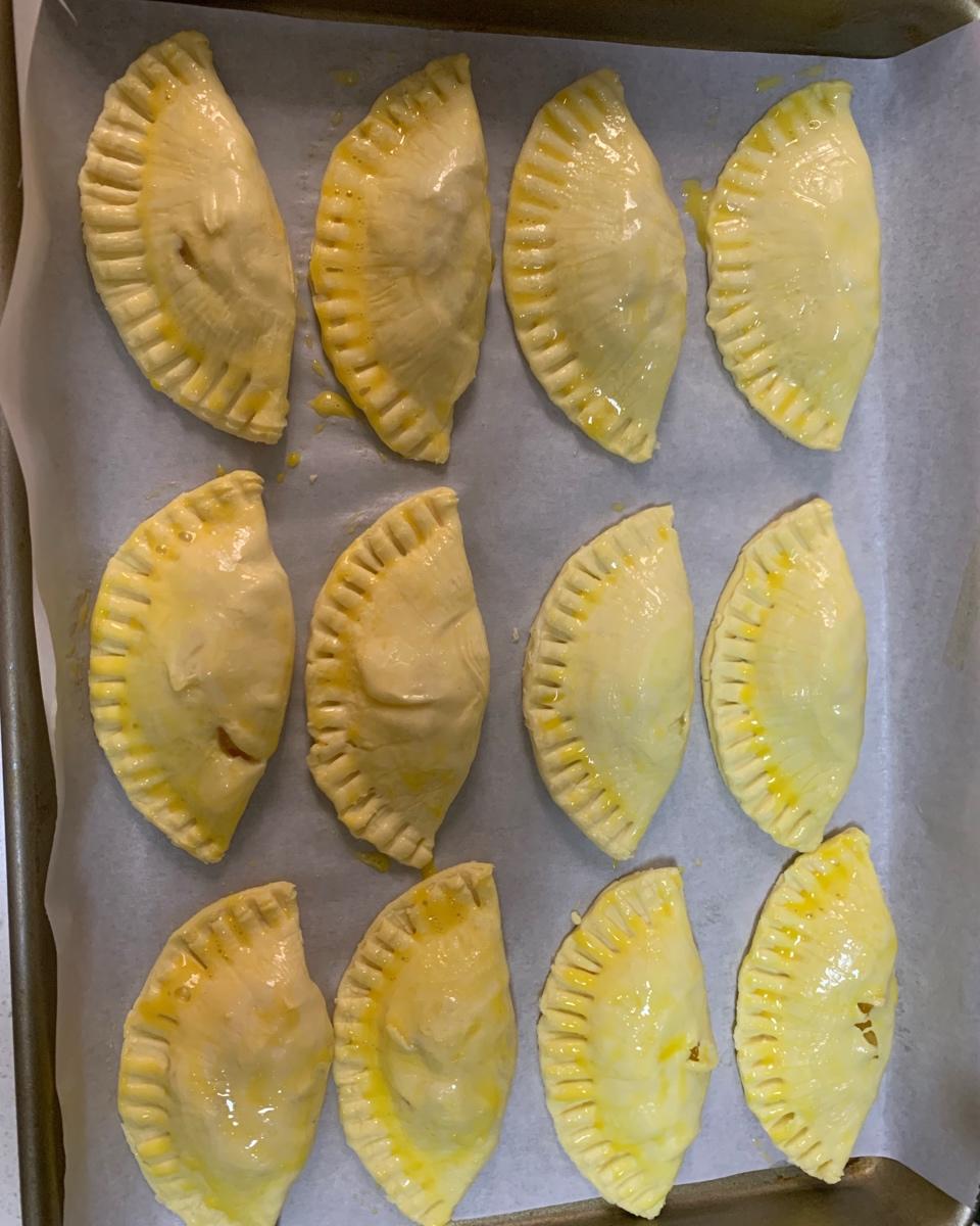 用蛋挞皮做的菠萝派