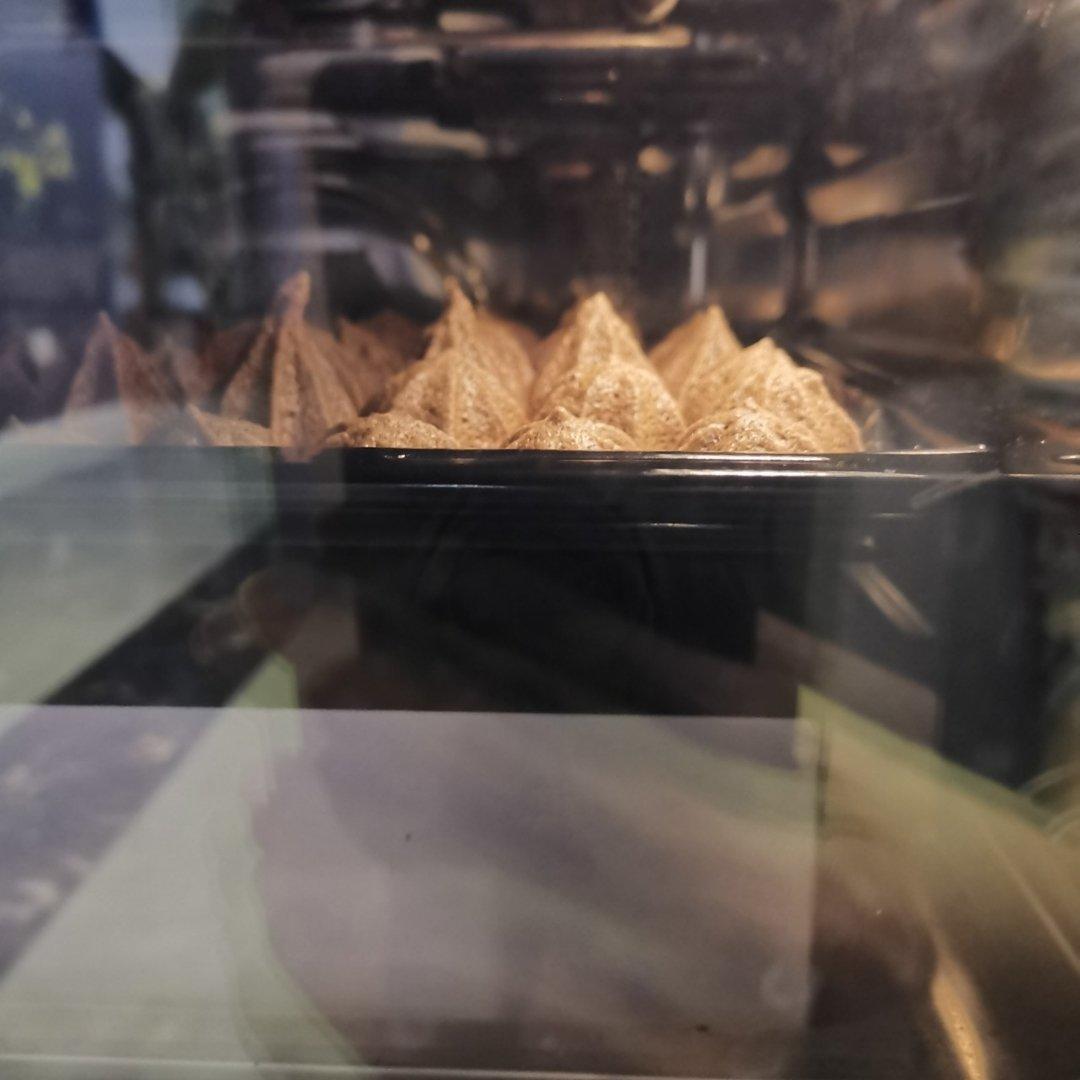 可可蛋白糖（消耗蛋清 草鸡简单好吃还不腻）