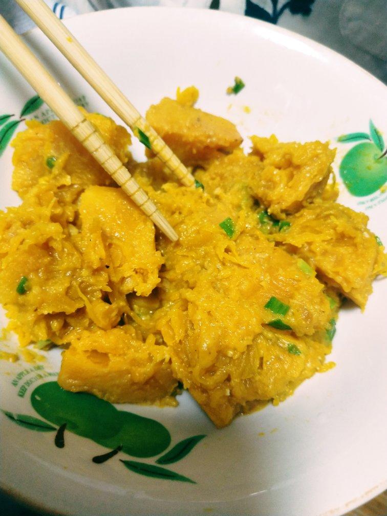 momo洛做的咸蛋黄炒南瓜咸蛋黄炒南瓜家常菜首页登录注册作品动态菜单