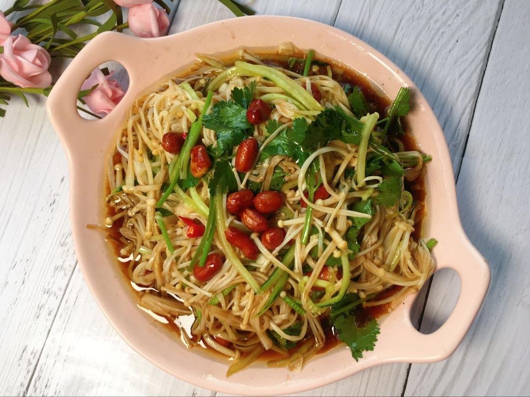 开胃菜凉拌金针菇的做法