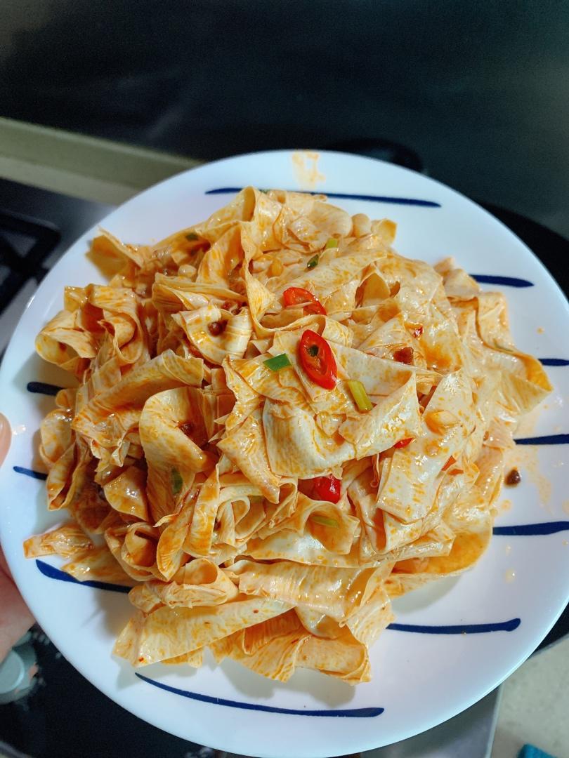 凉拌油豆皮