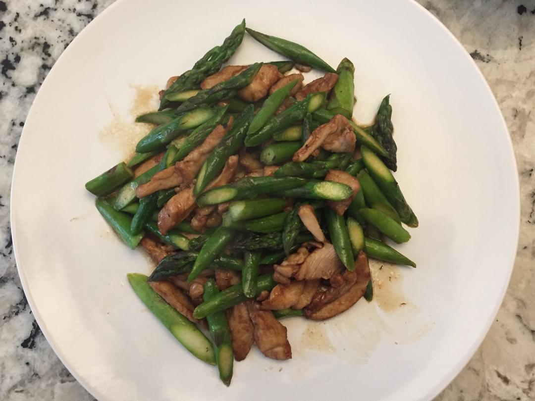 蒜香龙利鱼炒芦笋（减脂餐）