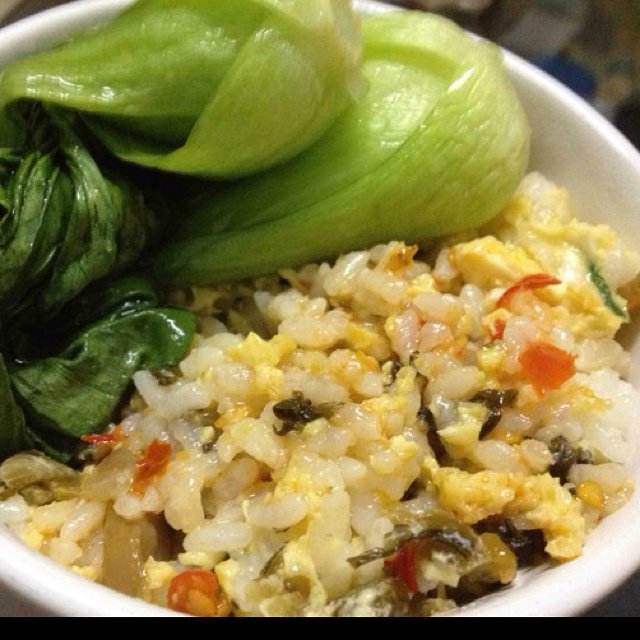 铁锅拌饭