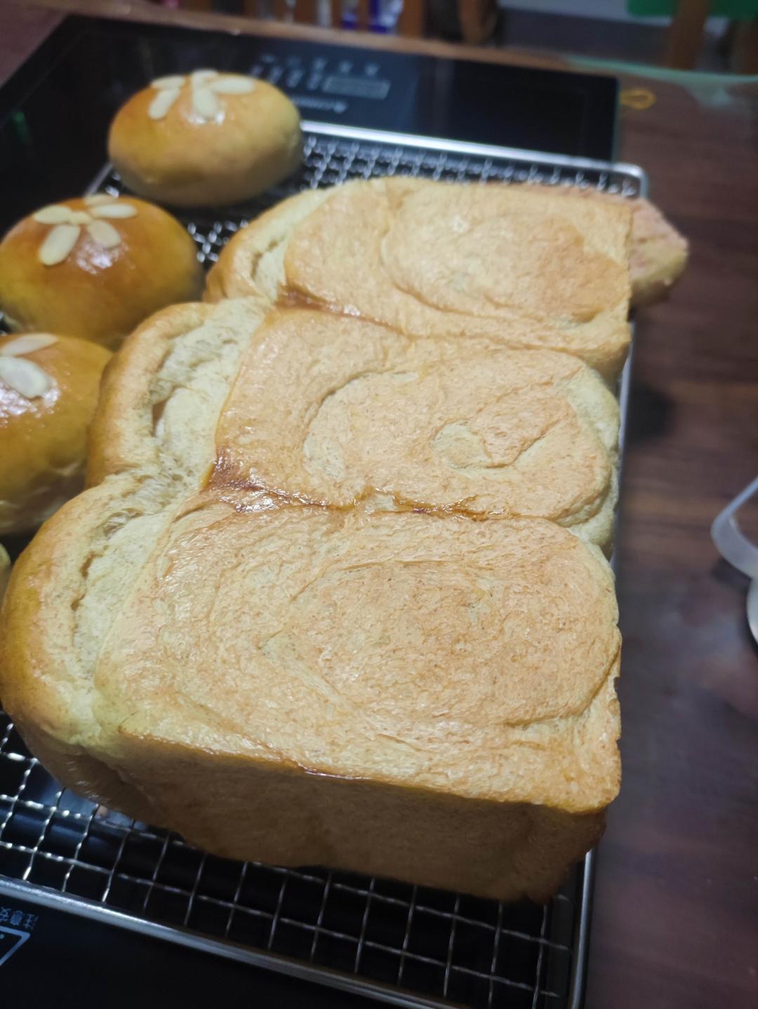 试过无数全麦吐司，还是这款40%全麦生吐司最好吃！