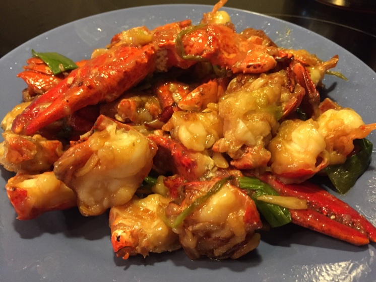 葱姜龙虾（附详细的拆解龙虾技巧，附精确地调料用量）