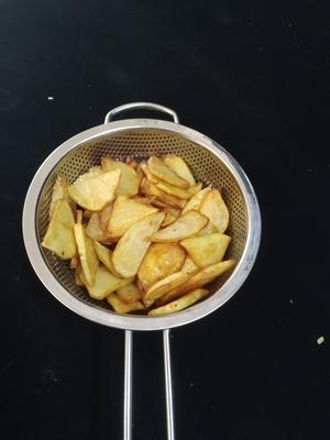 蒜苔炒土豆片的做法 步骤4