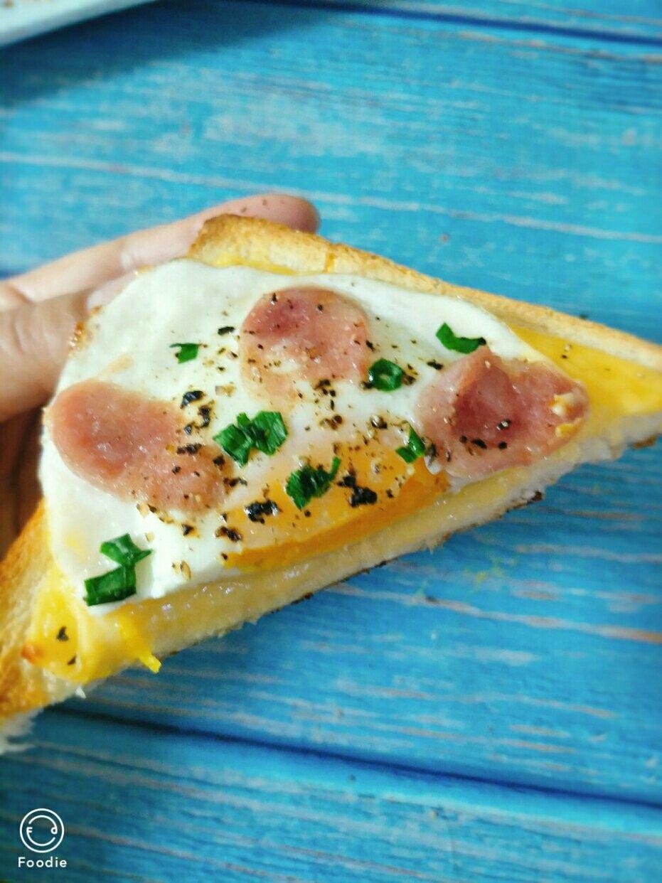 芝士鸡蛋面包片