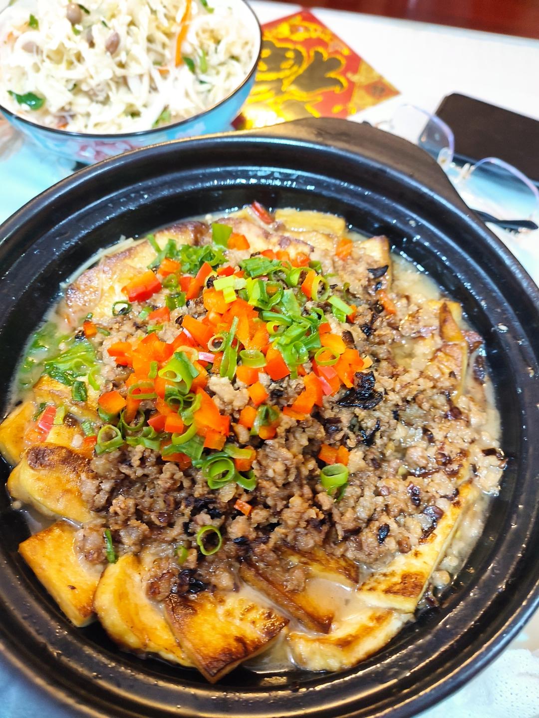 砂锅豆腐煲