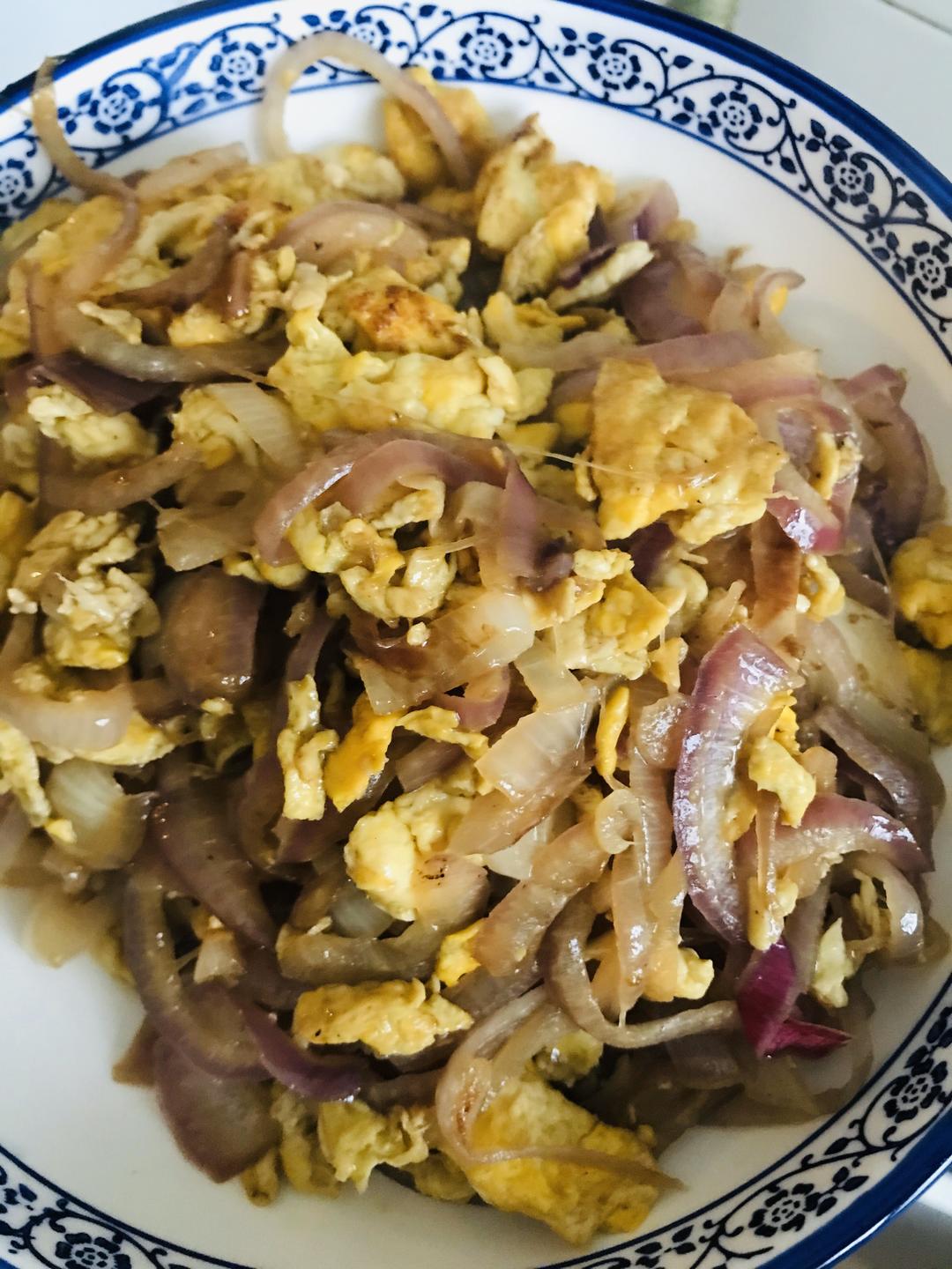 洋葱炒鸡蛋的做法