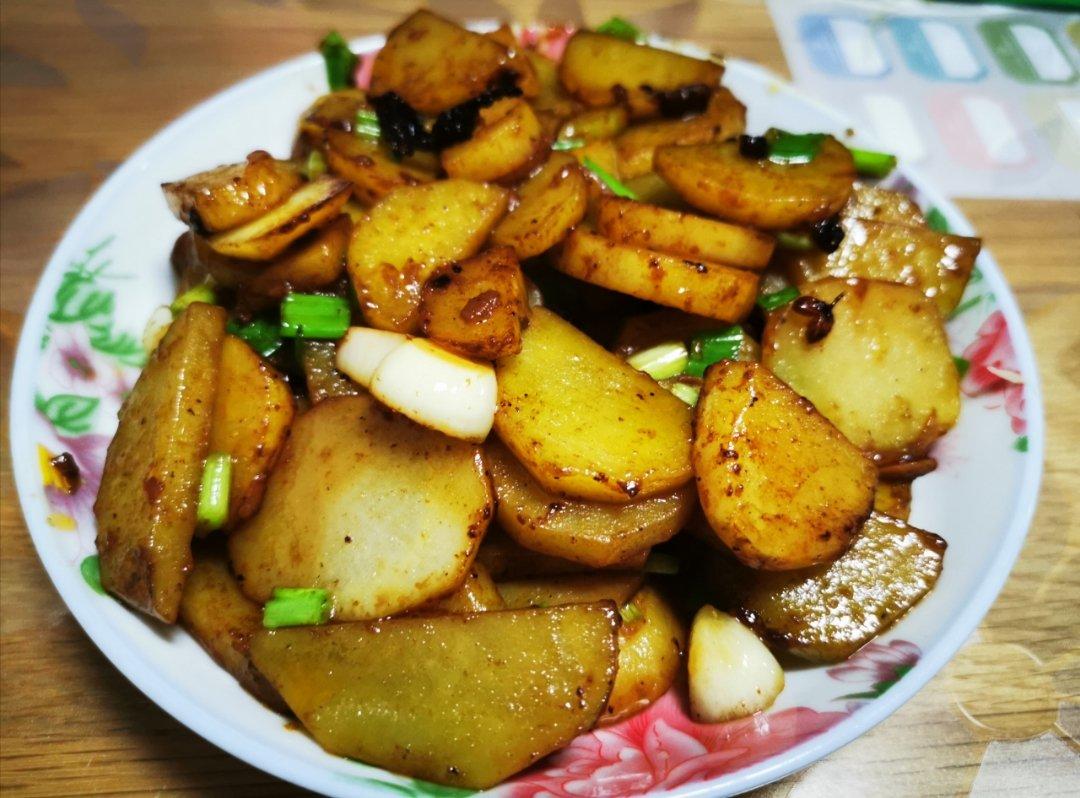 干锅土豆片