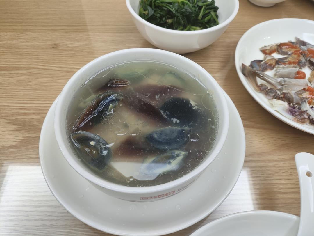 皮蛋肉饼汤（简易版瓦罐汤）