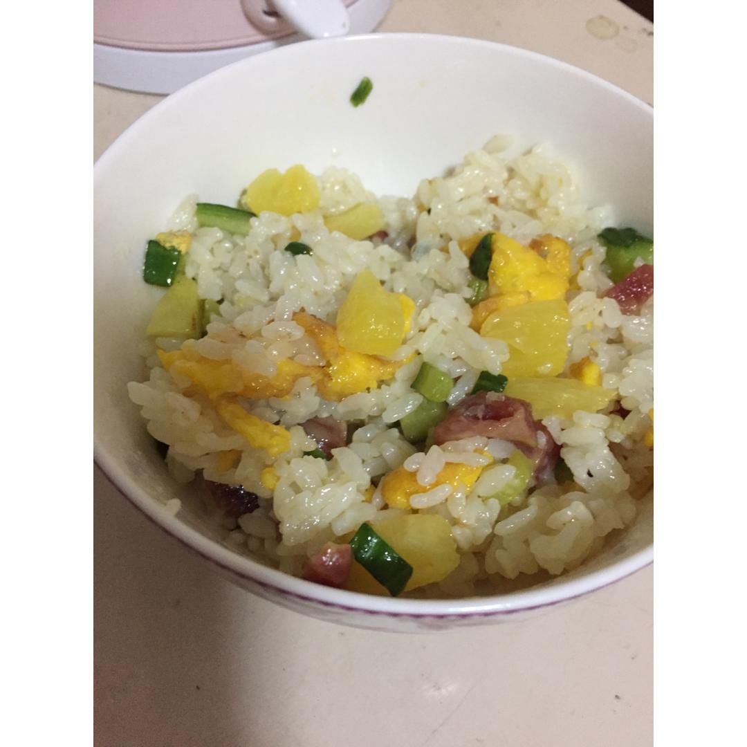 菠萝炒饭